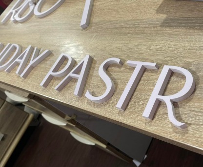 พลาสวูดหนา 10 มม. ตัด CNC-3 - ร้านพิมพ์ไวนิล ซีนิธซ่า แอดเวอร์ไทซิ่ง